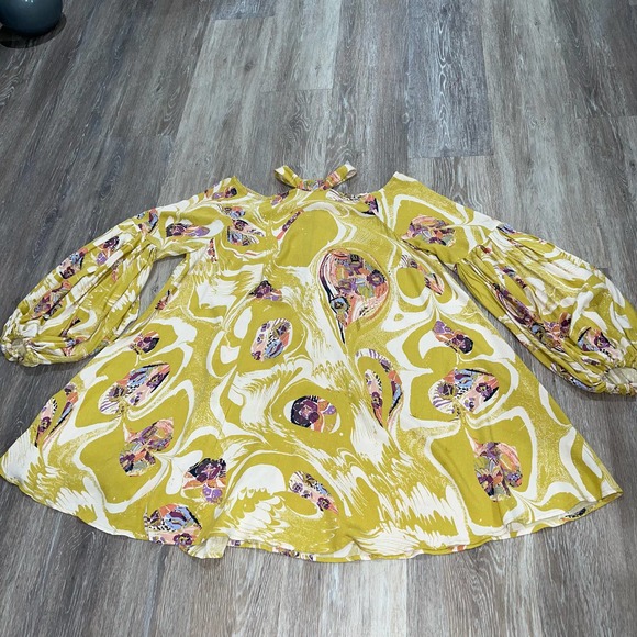 Free People Oversized Floral Shirt Size X Small - Picture 7 of 8